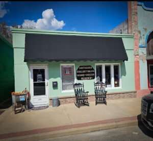 313 Antiques and Collectibles