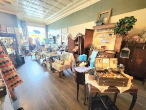 Antiques on Main Mowrystown