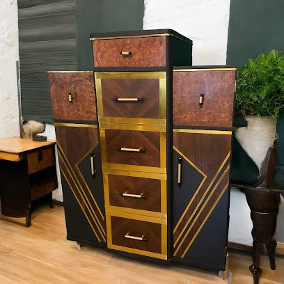 Vintage Restorations by Tina