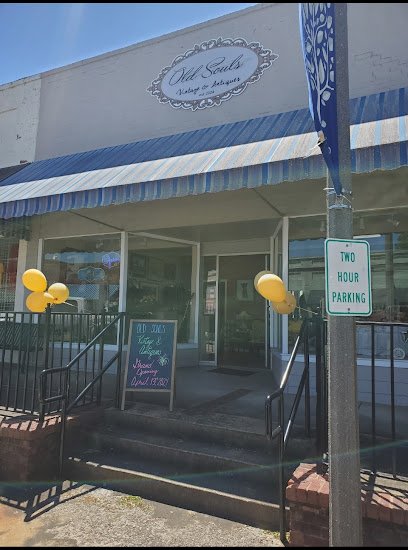 Antique shops in Manchester