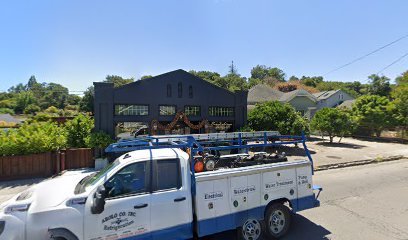Antique shops in Petaluma