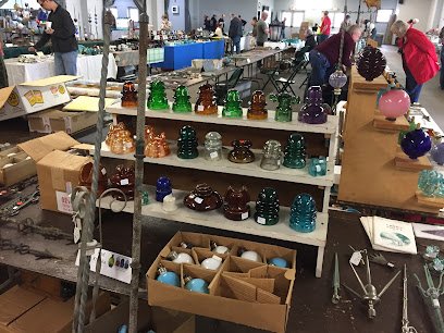 Antique shops in Wheaton