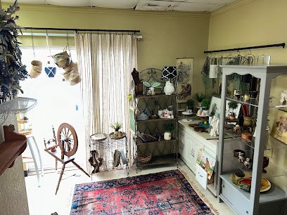 Antique shops in Monticello