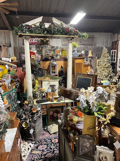 Antique shops in Clovis