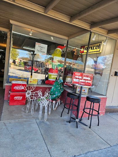 Antique shops in Piggott