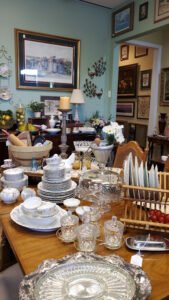 Rhonda’s Rustic Attic