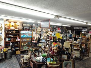 Finders Keepers Thrift & Antique Store