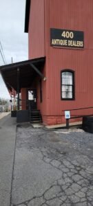 Taylor & Taylor Antiques/Vintage Treasure/Furniture