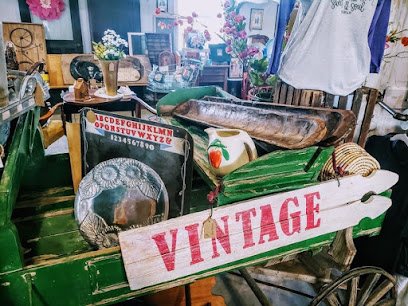 Antique shops in Lancaster