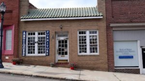 Jais’s Vintage Treasures LLC