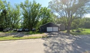 Brice Prairie Antiques & Sales