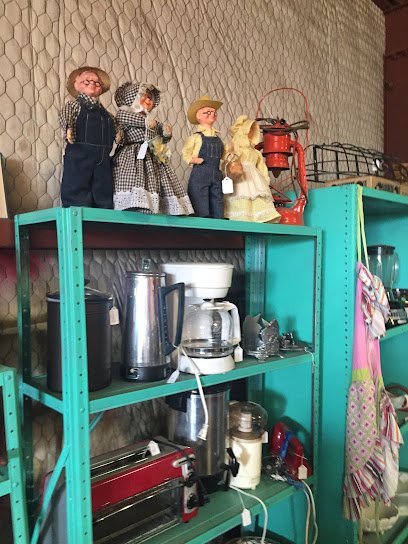 Antique shops in Center