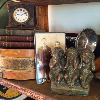 Antique shops in West Hollywood