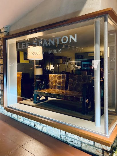 Antique shops in Montecito