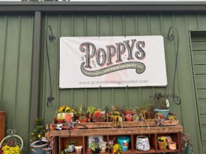 Poppy’s Vintage Market
