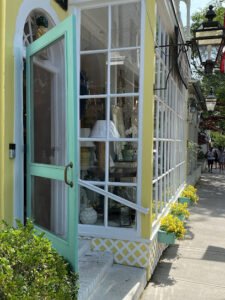 Ann Madonia Antiques