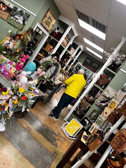 Sango Gardens Antiques & More