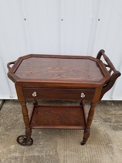 Antique shops in Edwardsville