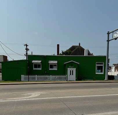 Antique shops in Macomb