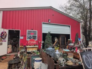 RoJoe’s Antiques and more.