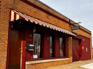 Monzon Furniture Refinisher