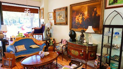 Antique shops in Newton