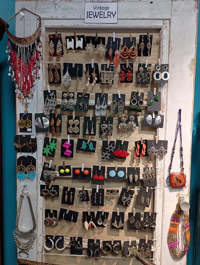 Antique shops in Cape Girardeau