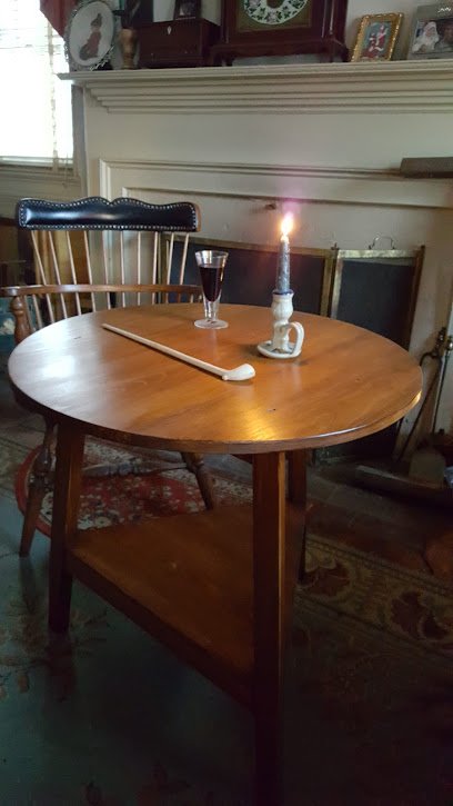 Antique shops in New Market