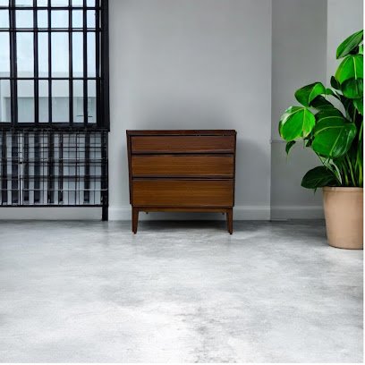 Antique shops in Glenview