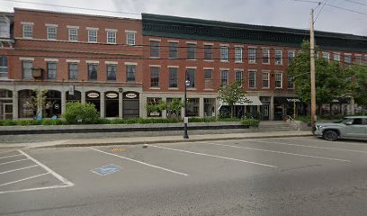 Antique shops in Thomaston