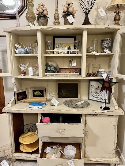 Antique shops in Banning