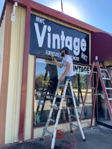 Midwest City Vintage Market