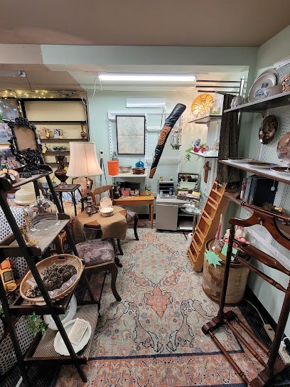 Antique shops in Oviedo