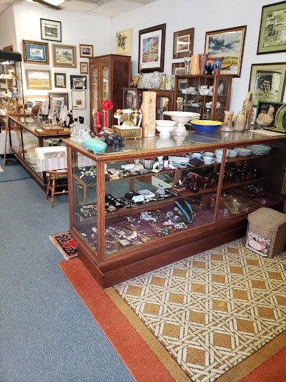 Antique shops in Beloit