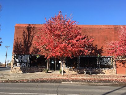 Antique shops in Connell