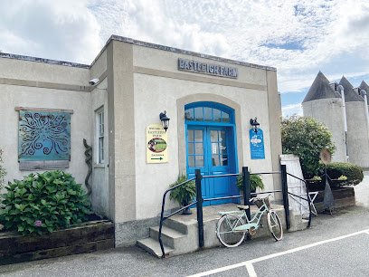 Antique shops in Framingham