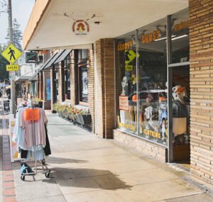 Groovy Ghost Vintage