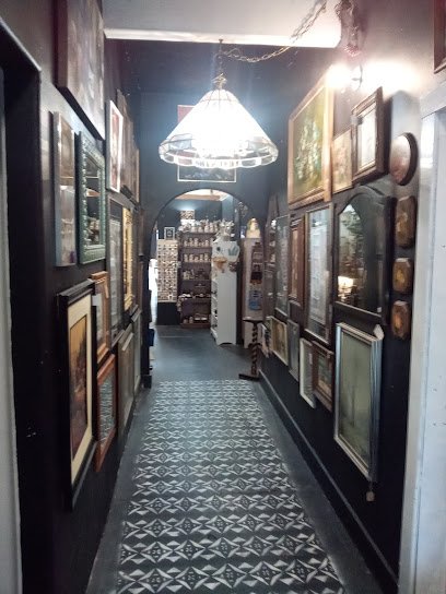 Antique shops in Tahlequah