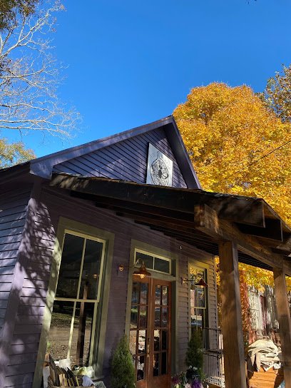 Antique shops in Waverly