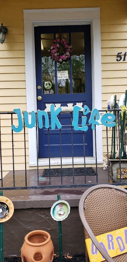 Antique shops in Winder