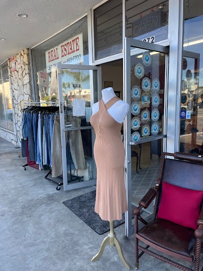 Antique shops in Capistrano Beach