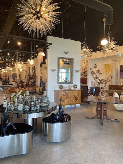 Antique shops in Hollywood