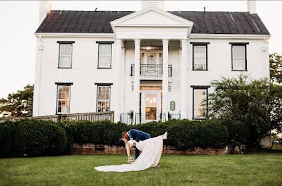 Antique shops in Forest